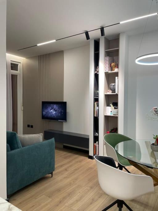 טיראנה Angry Architects Apartment01 מראה חיצוני תמונה